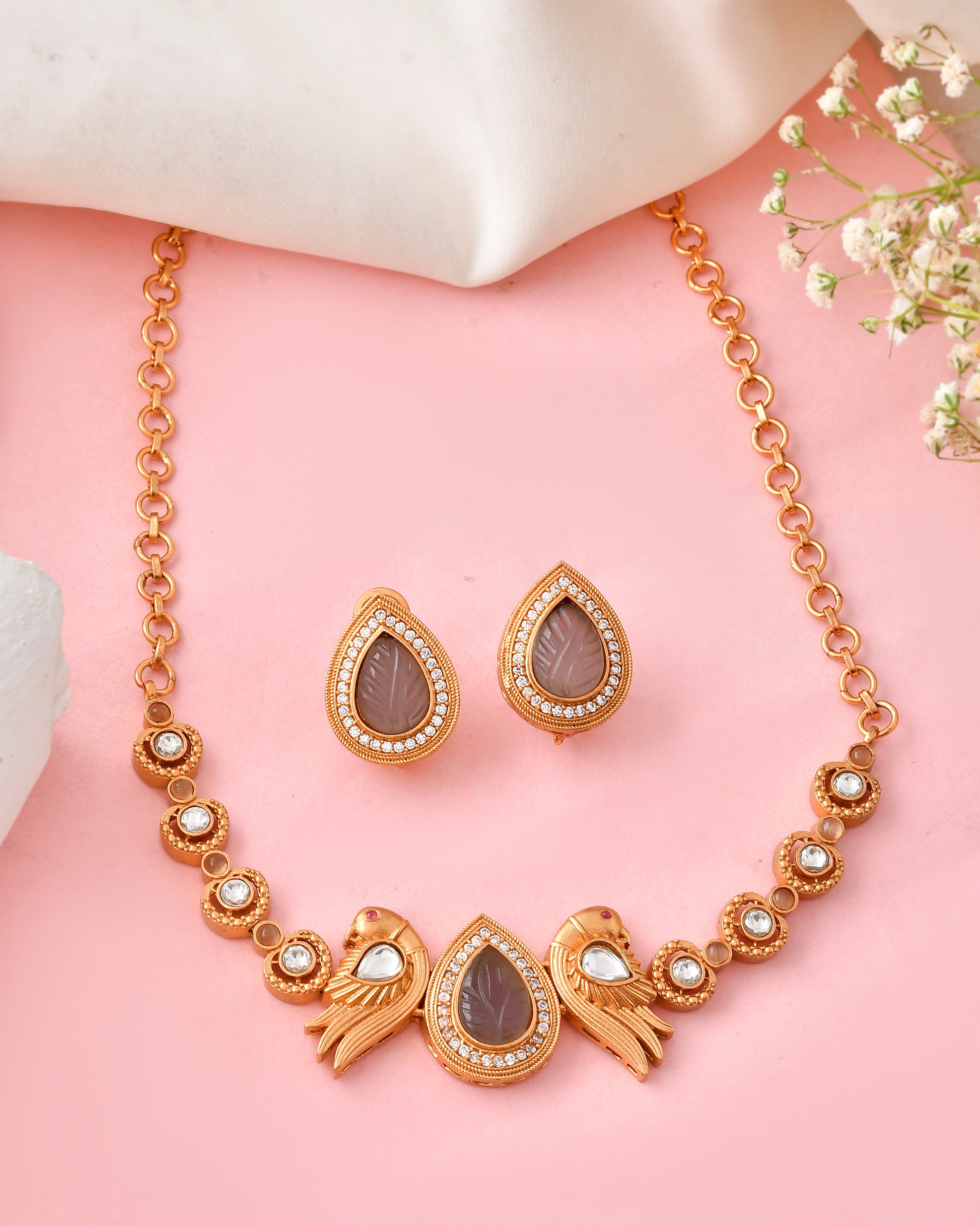 Traditional Gold Necklace Set