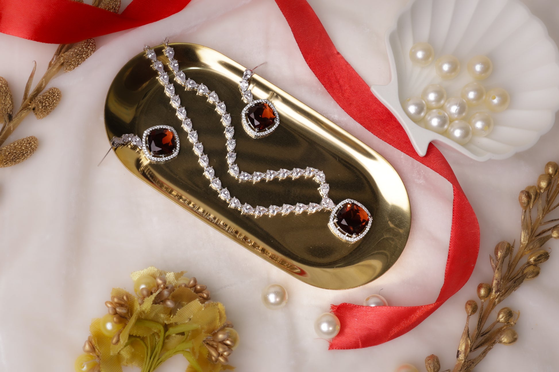 Luxurious Garnet Necklace Set