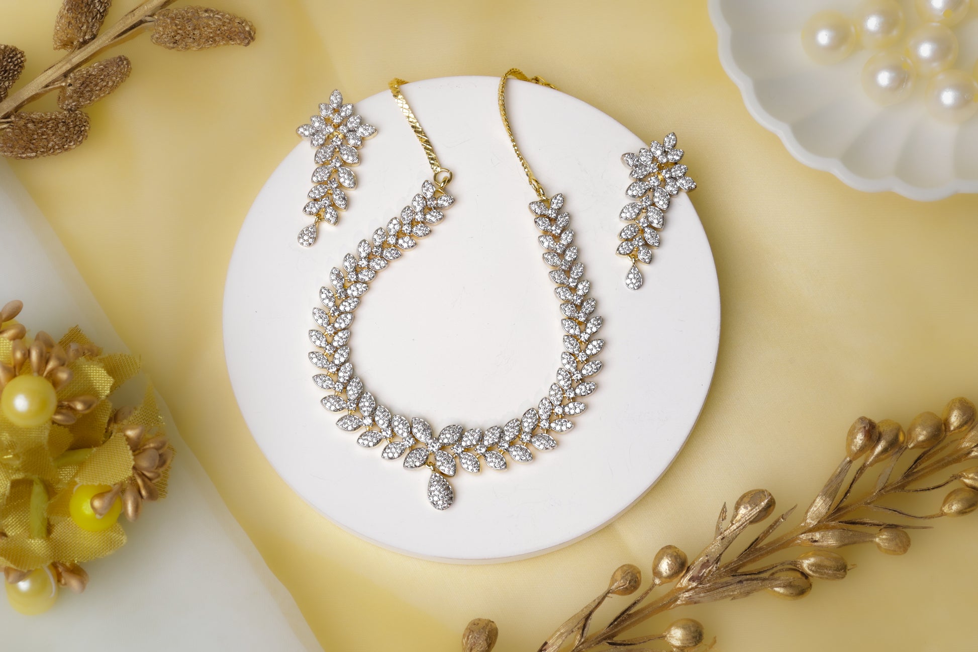 Luxurious Crystal Leaf Necklace Set