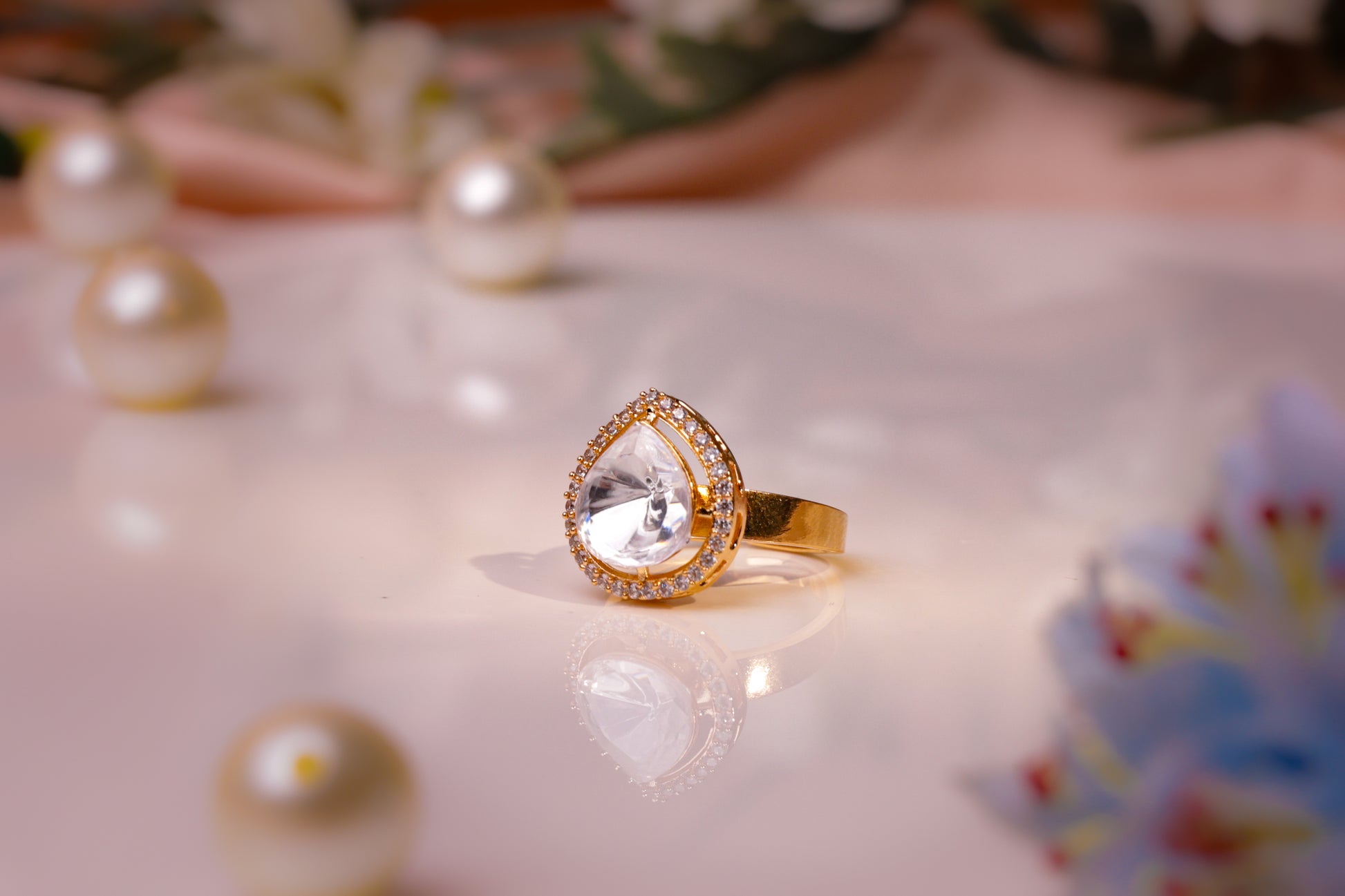 Elegant Teardrop Kundan Golden Ring