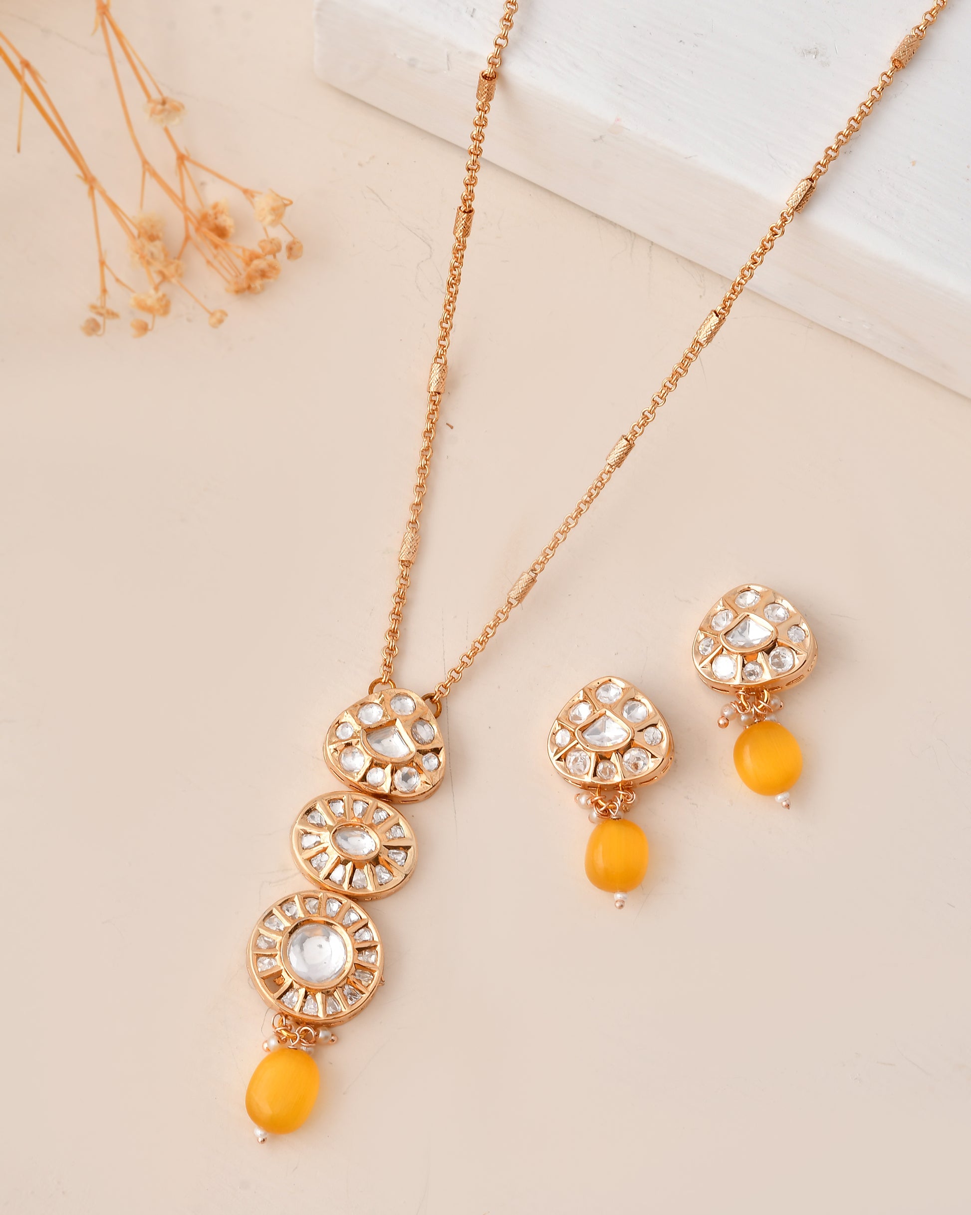 Gold-Plated Kundan Pendant Set