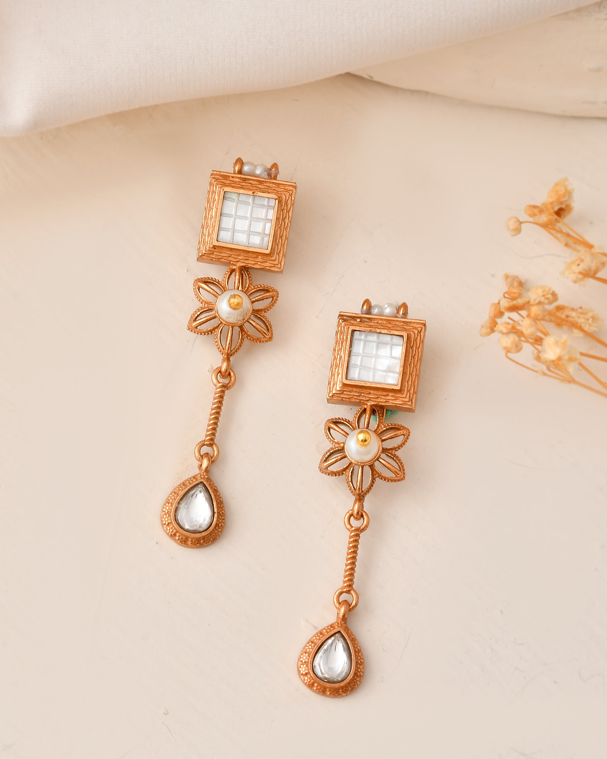 Pear Drop Stones Necklace Set