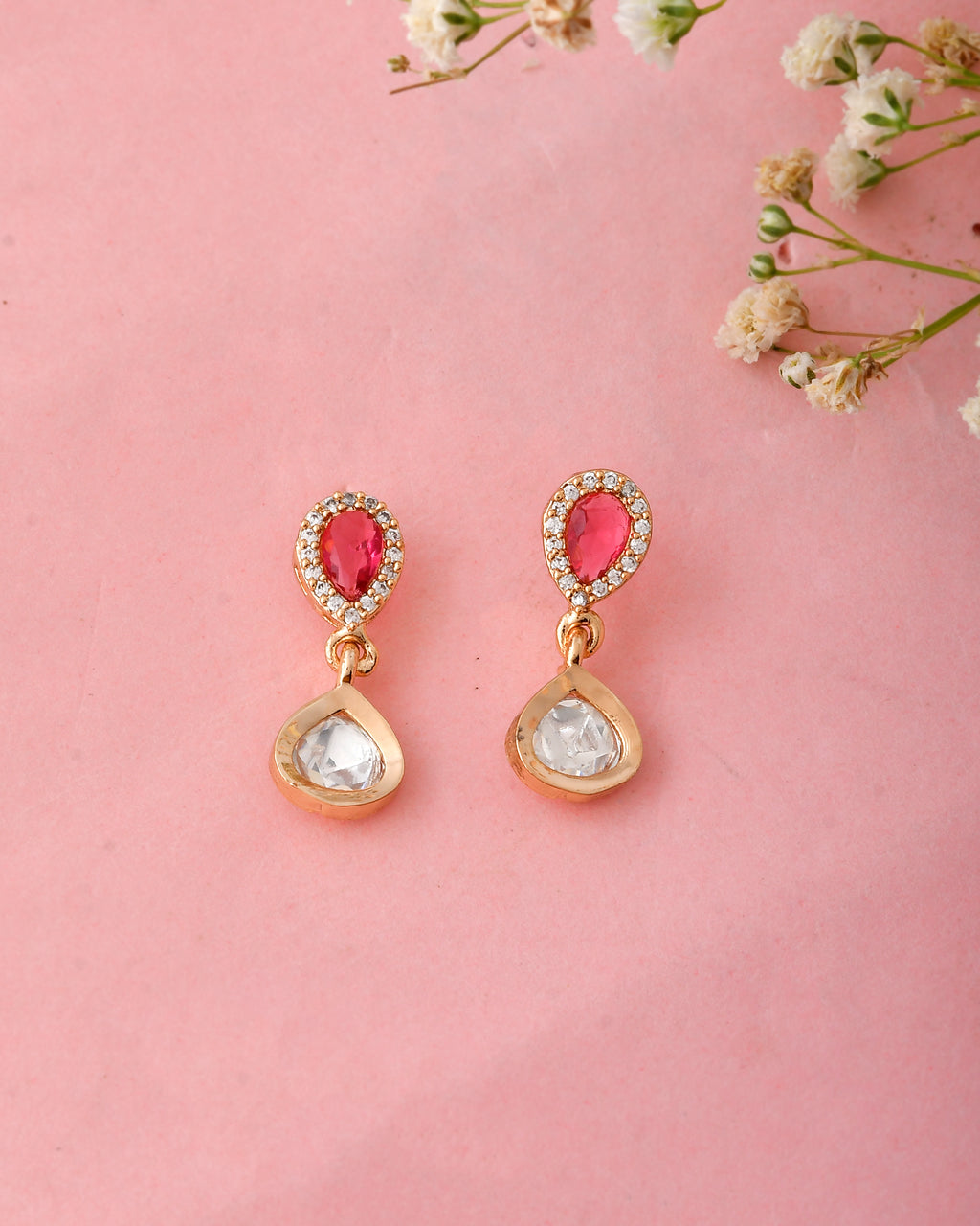 Red and White Teardrop Stone Necklace Set