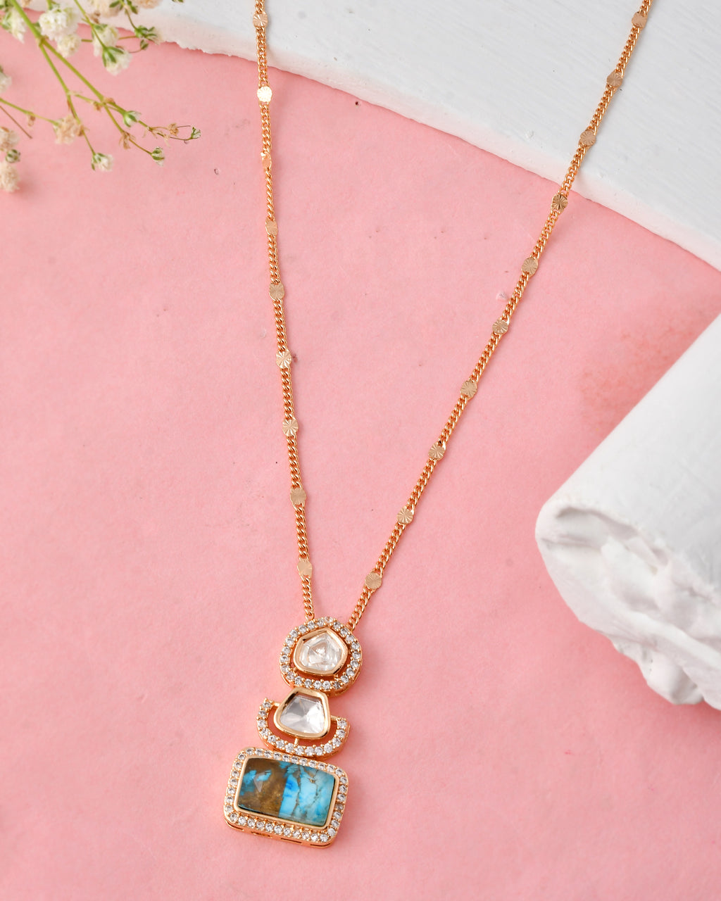 Elegant Kundan Necklace Set
