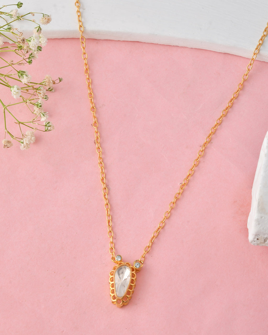 Gold Plated Teardrop Kundan Pendant Set