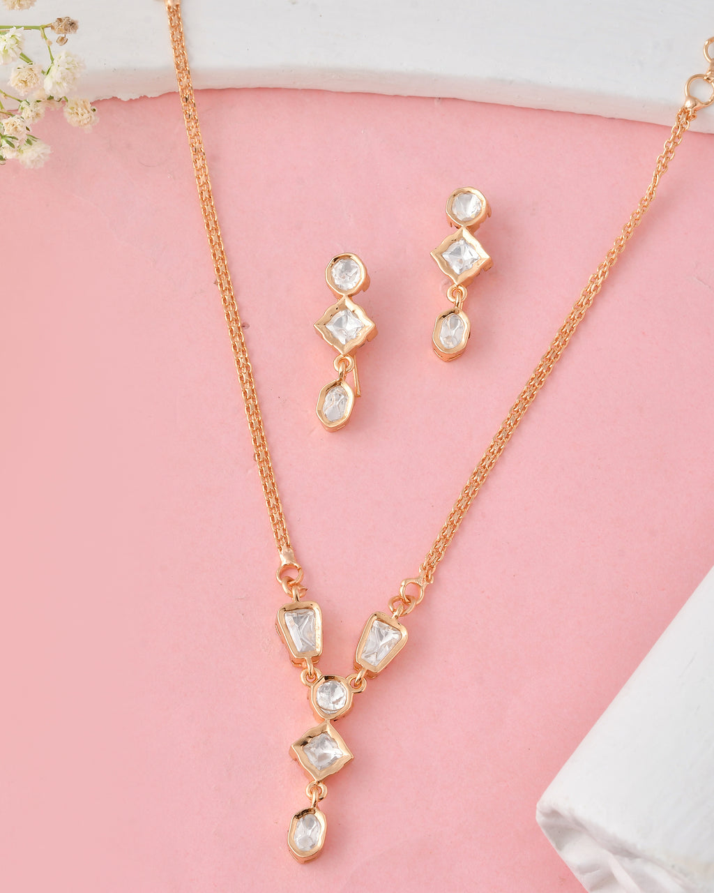 Minimal Gold-Plated Kundan Crystal Necklace Set