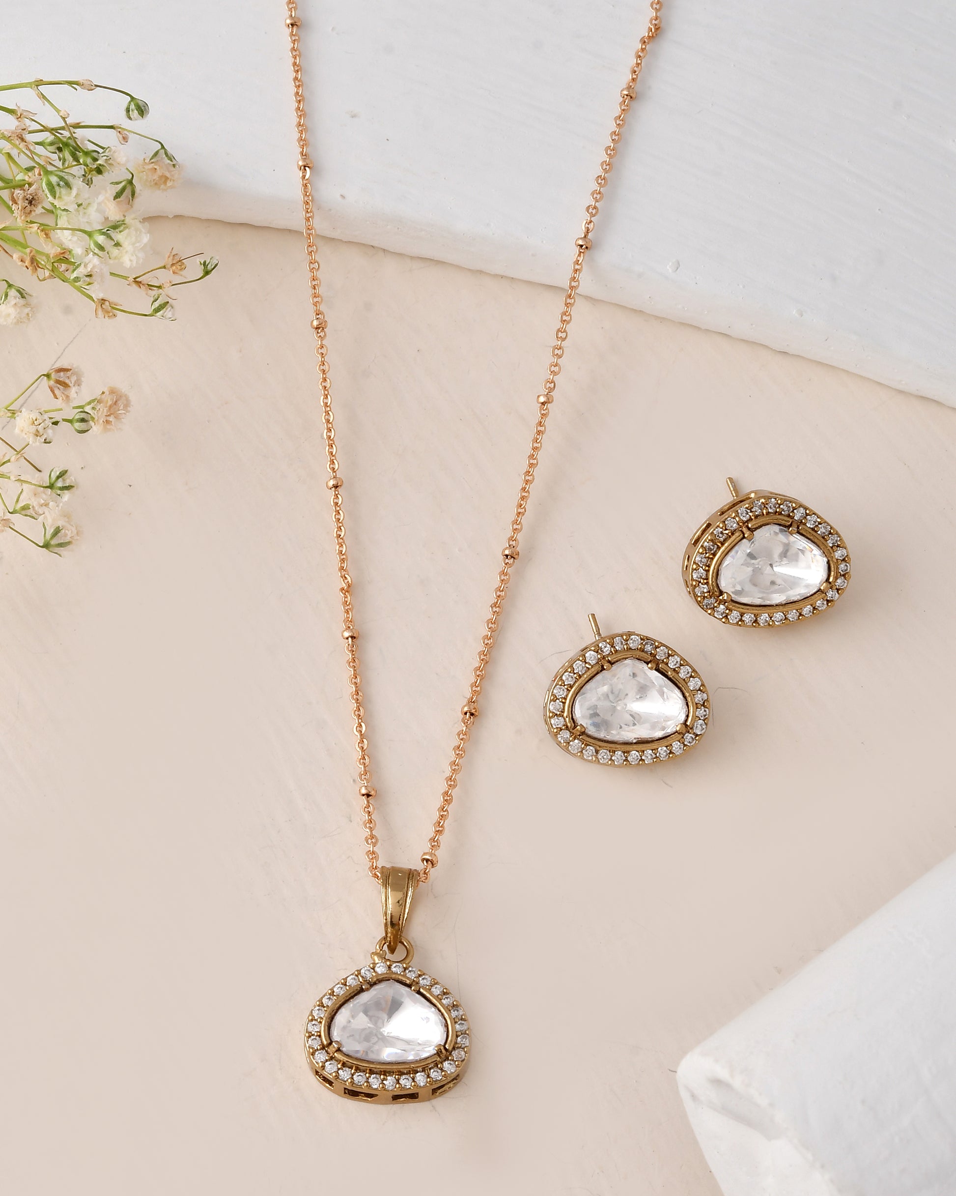 Classic Heart-Shaped Earring Pendant Set