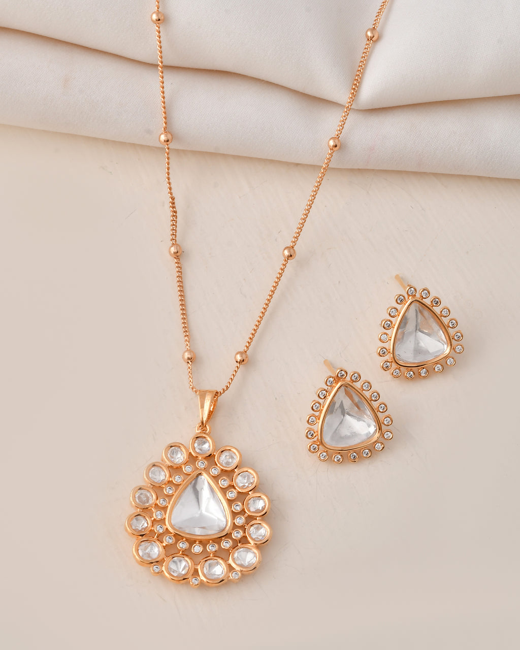 Royal Teardrop Kundan Pendant and Earring Set