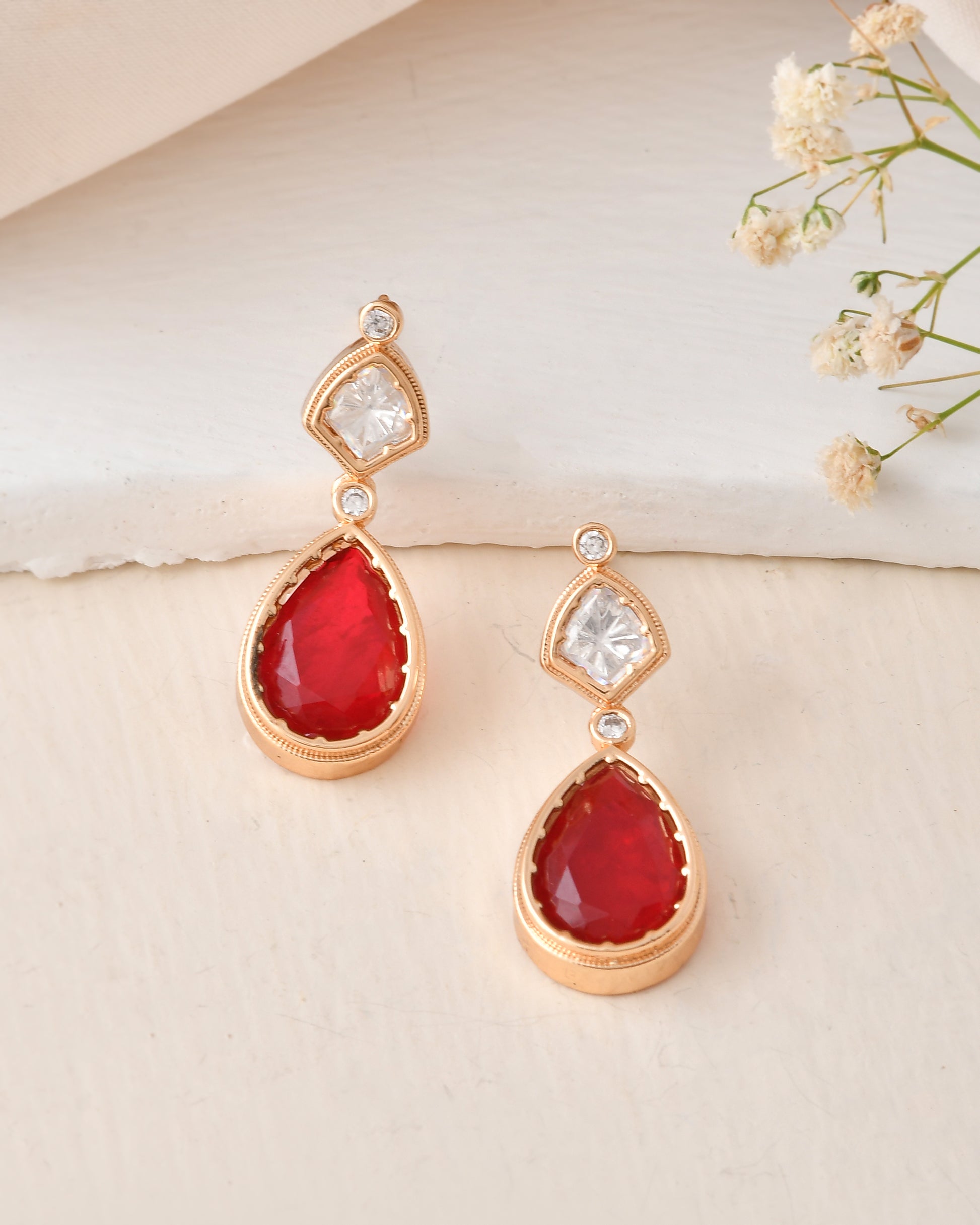 Elegant Red & White Stone Gold-Plated Necklace Set