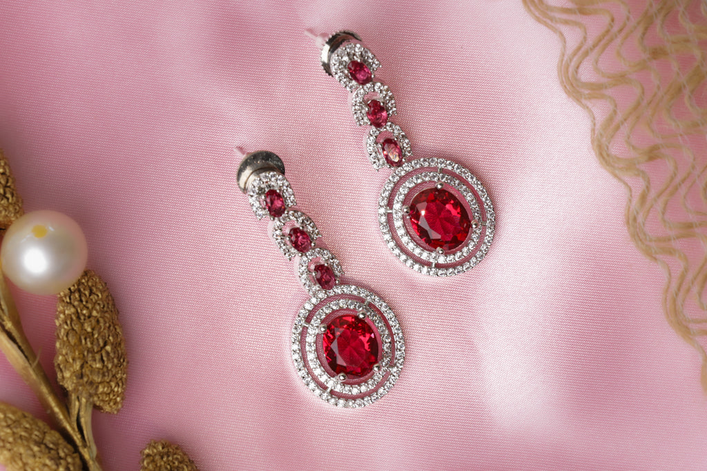 White and Red Necklace Set